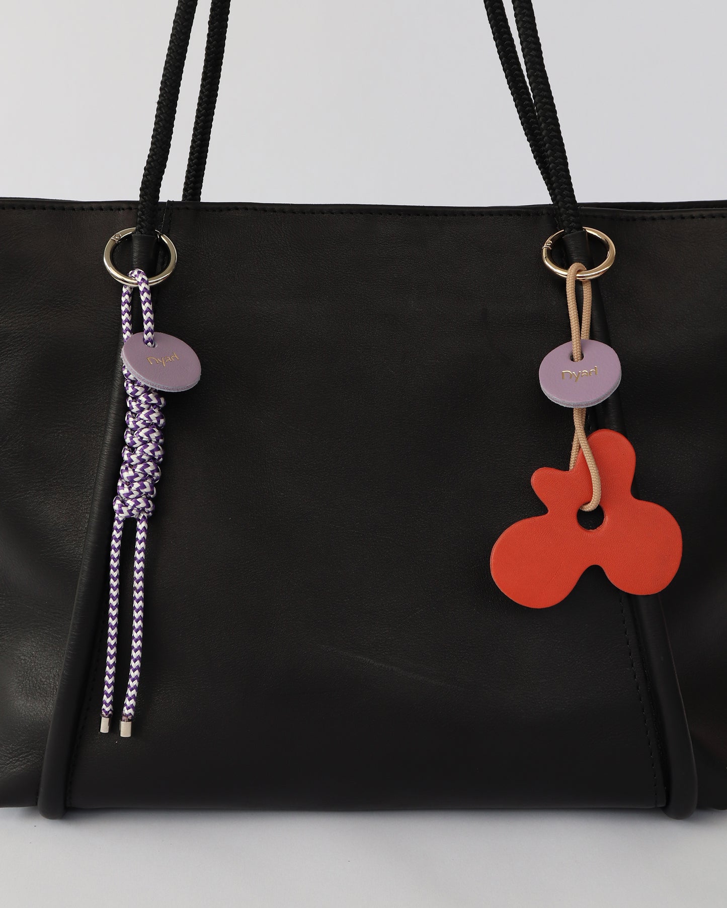 Flora Charm - Candy Pink / Lobster Red