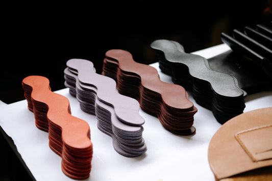 Inside Dyad - What goes into a Dyad bag (Handcrafted. Local. Made to last)