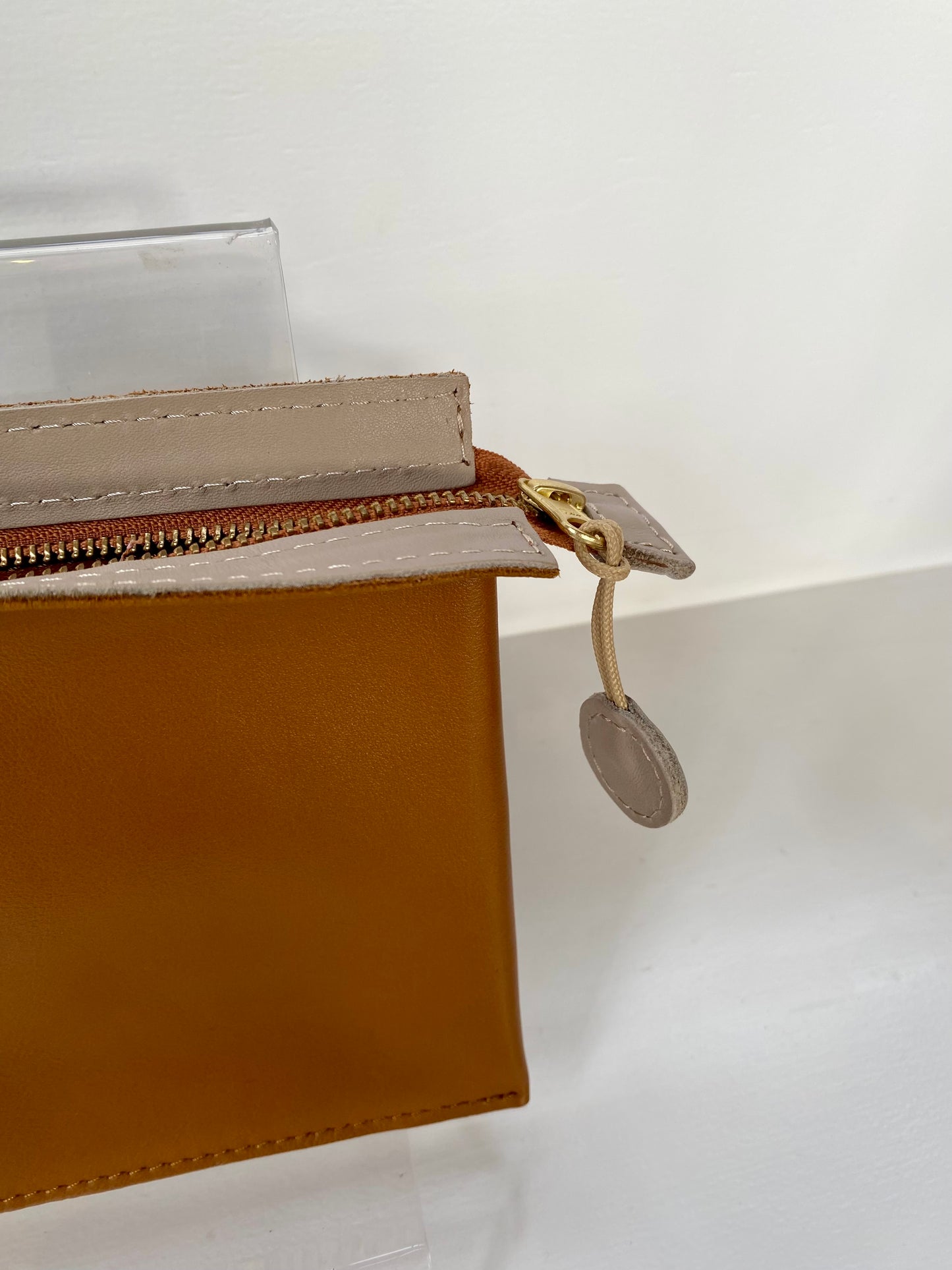 Yui Bag Large - Tan (Sample Sale)