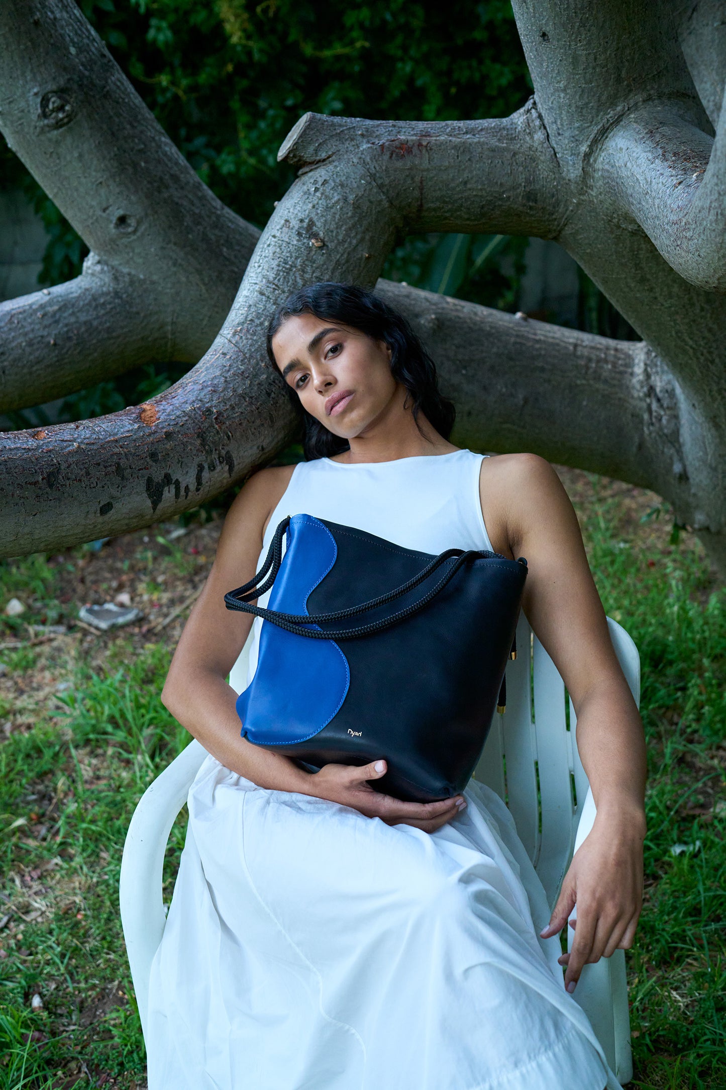 Ripple Tote - Black / Cobalt