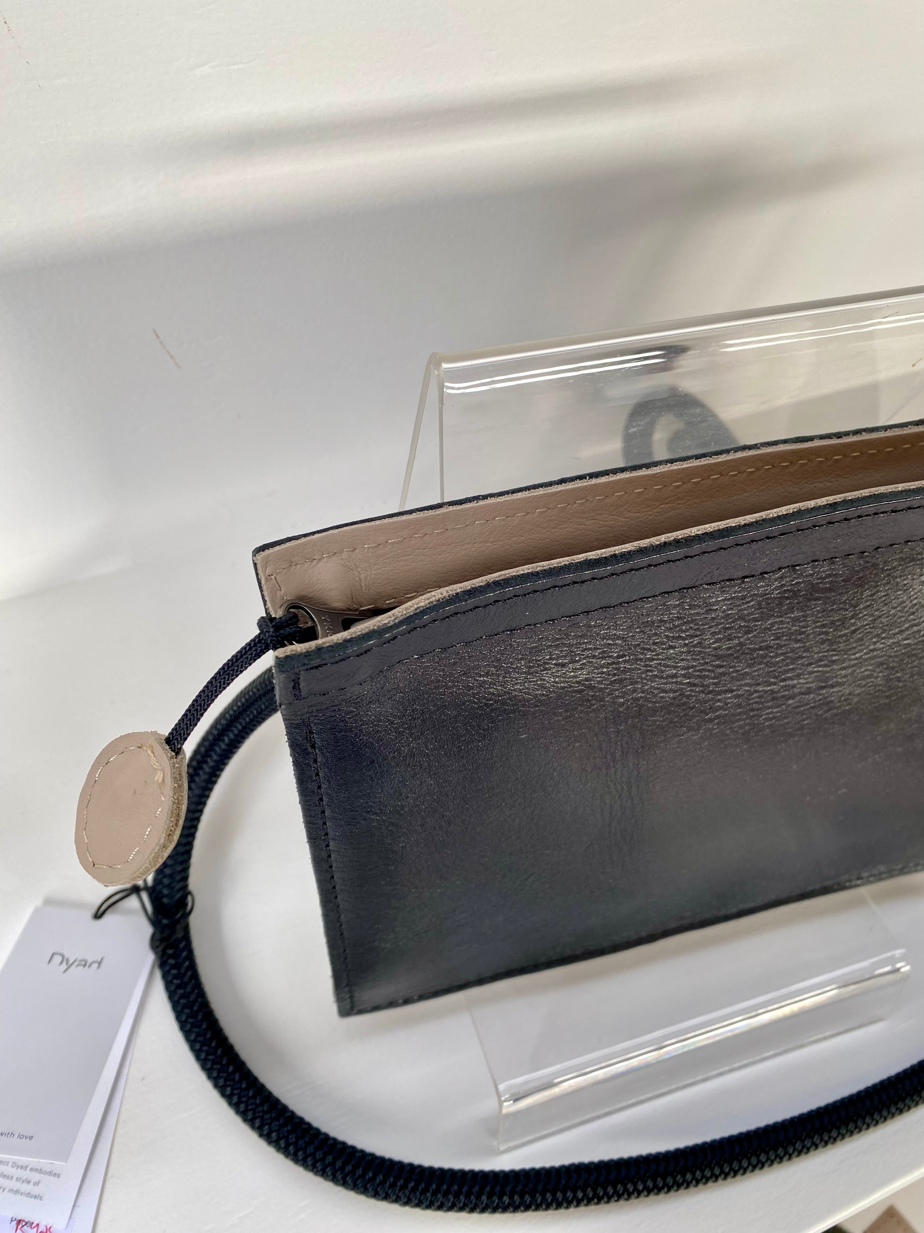 Yui bag - Black leather rectangular zip bag - Project Dyad